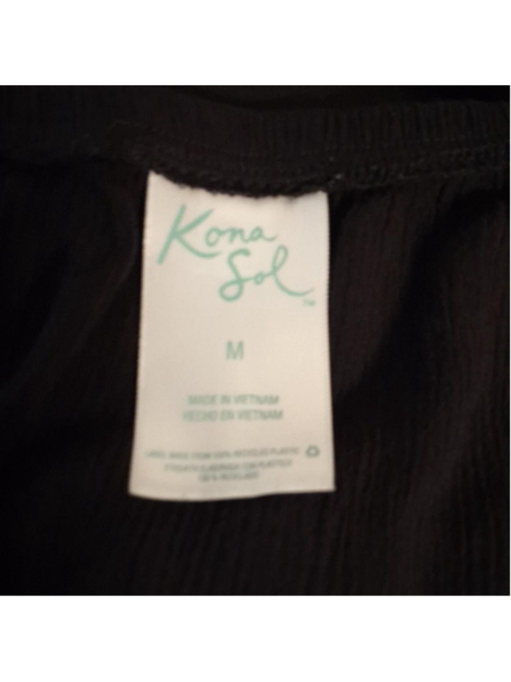 Black Kona Sol shorts romper with 3/4 sleeves and scoop neckline Size Medium - Picture 3 of 4